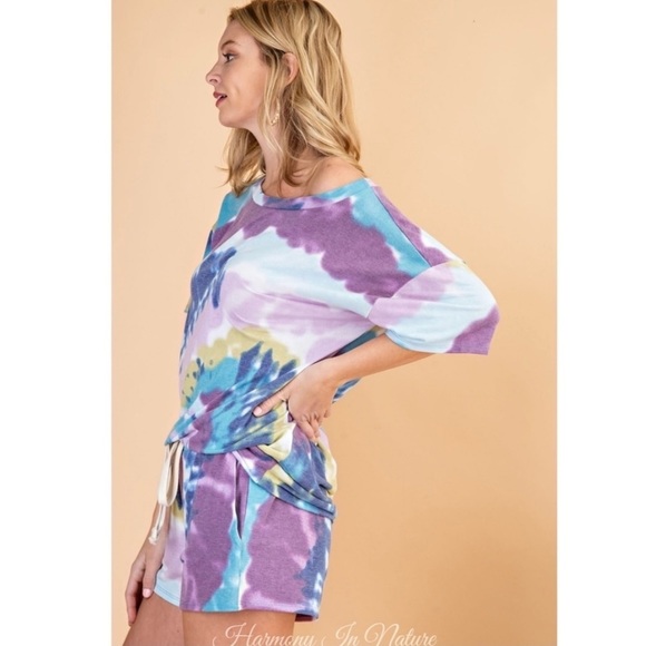 New! Clearance 🔥 Purple Spiral Tie Dye off shoulder beautiful Colors Top - Picture 6 of 11